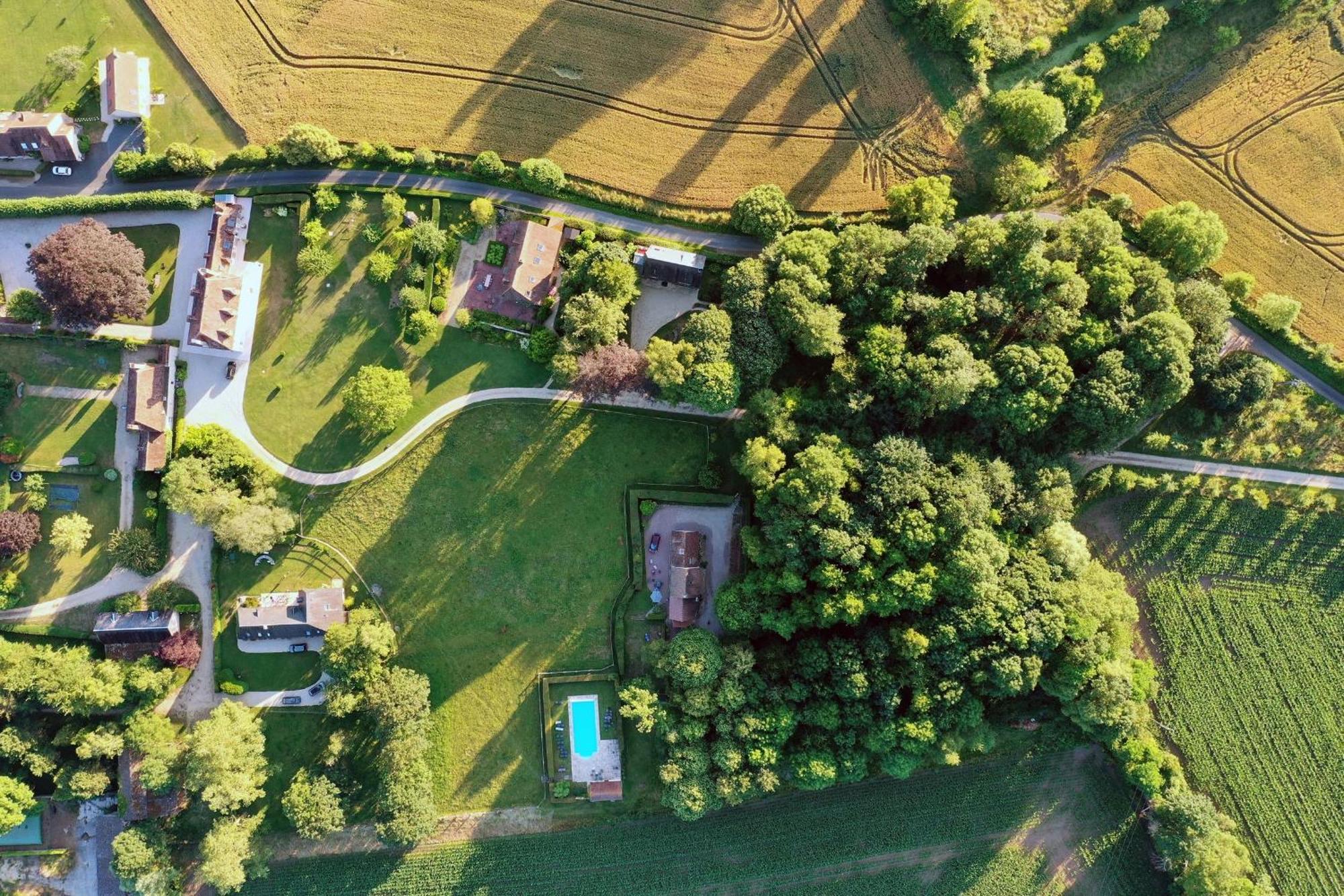 Bagatelle Avec Jardin Et Piscine Chauffee Villa Bieville-en-Auge Exterior photo